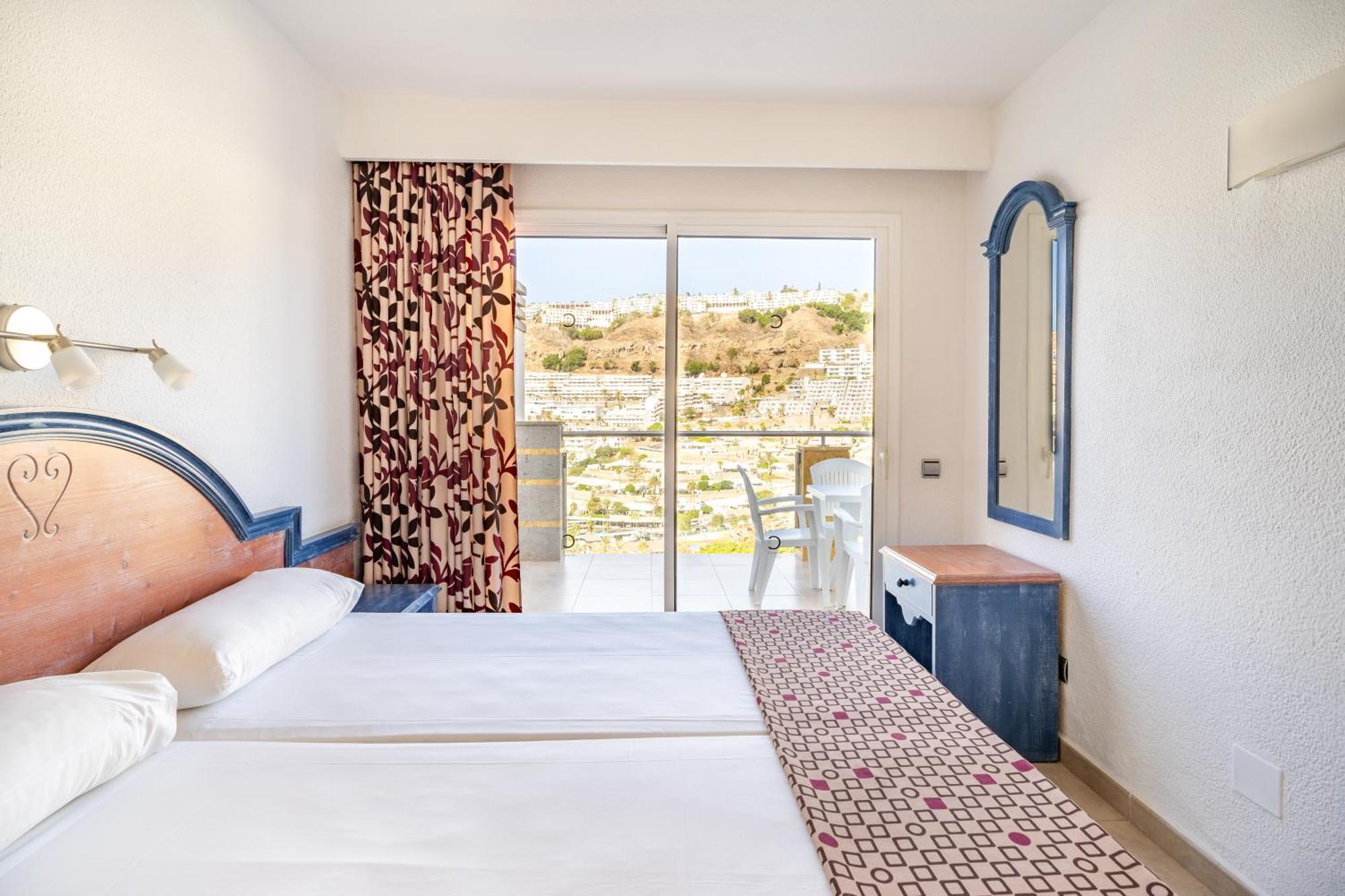 Cala Nova Apartamentos Puerto Rico  Bagian luar foto