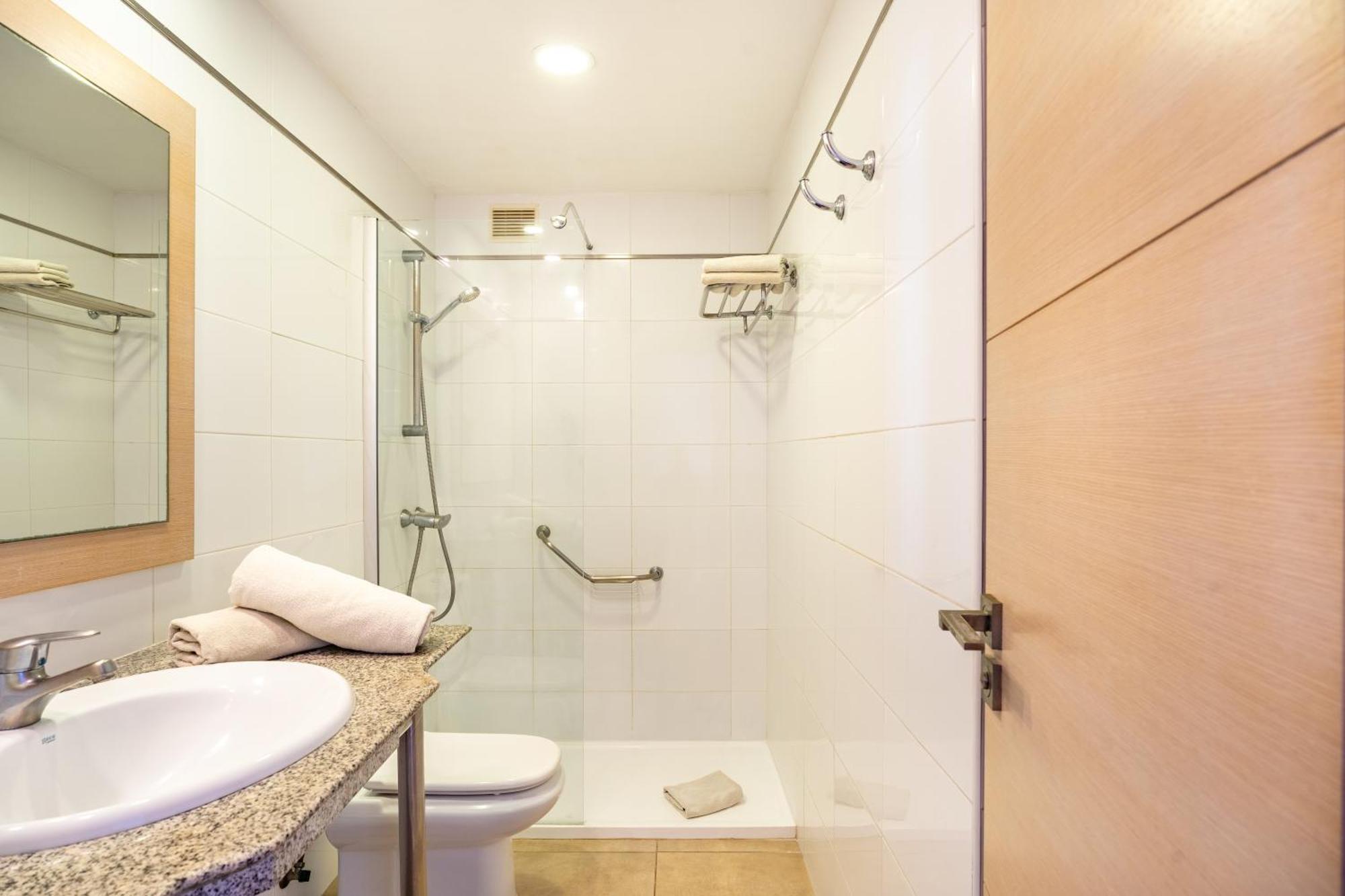 Cala Nova Apartamentos Puerto Rico  Bagian luar foto