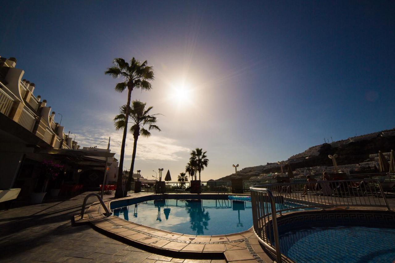 Cala Nova Apartamentos Puerto Rico  Bagian luar foto